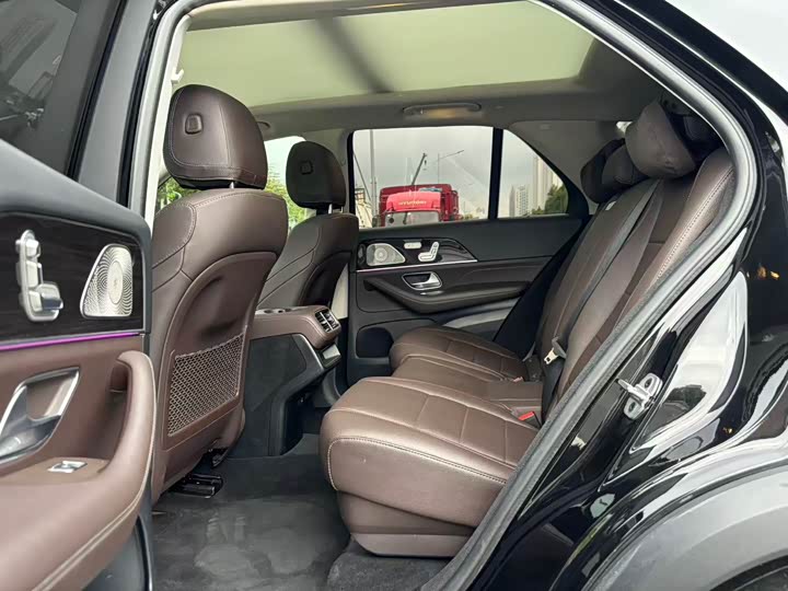 Фото 4 - Mercedes-Benz GLE-Class