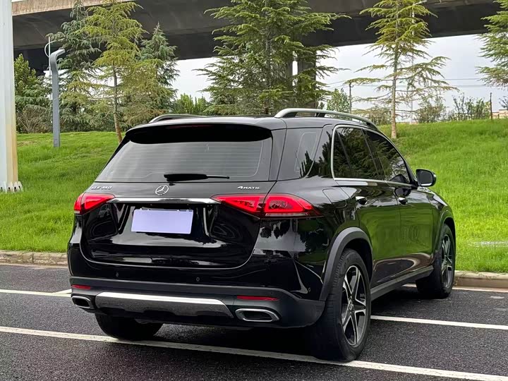 Фото 9 - Mercedes-Benz GLE-Class