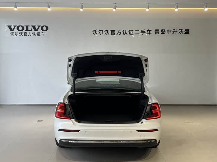 Фото 6 - Volvo S60