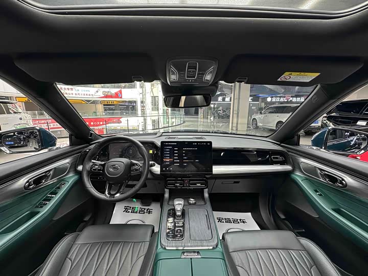 Фото 10 - GAC Trumpchi GS8