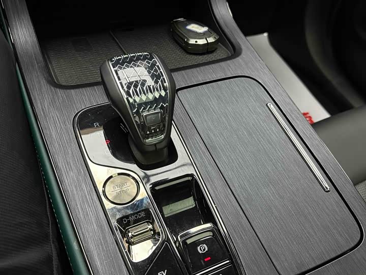 Фото 22 - GAC Trumpchi GS8