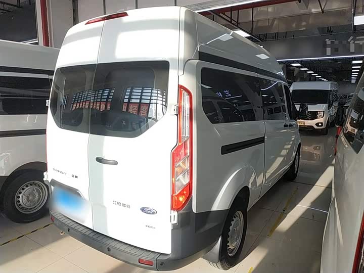 Фото 7 - Ford Transit