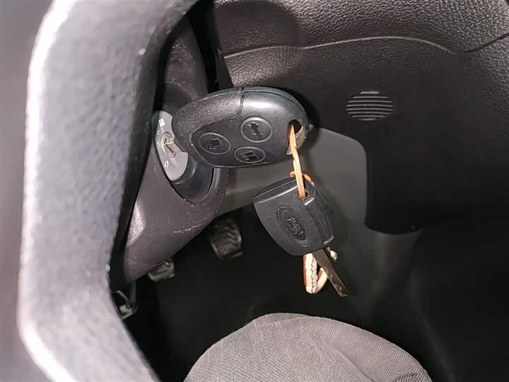 Фото 9 - Ford Transit