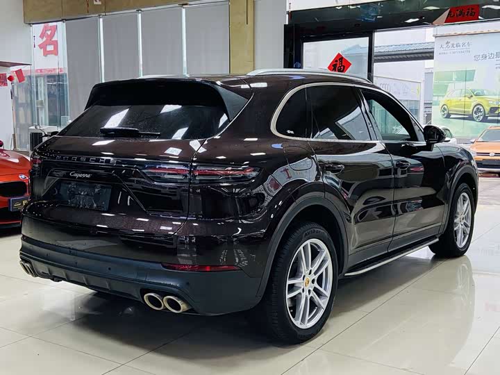 Фото 5 - Porsche Cayenne