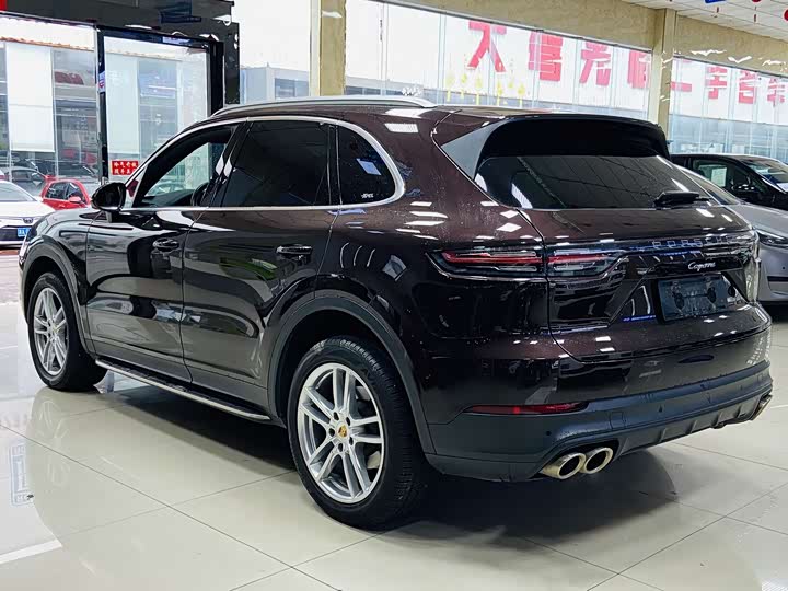 Фото 6 - Porsche Cayenne