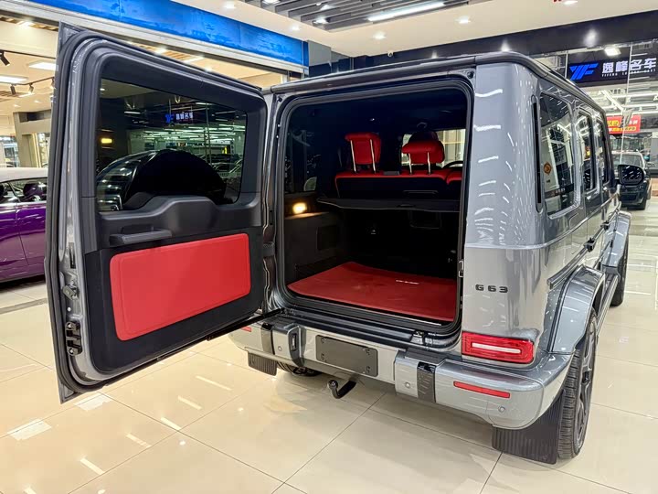 Фото 12 - Mercedes-Benz G-Class AMG