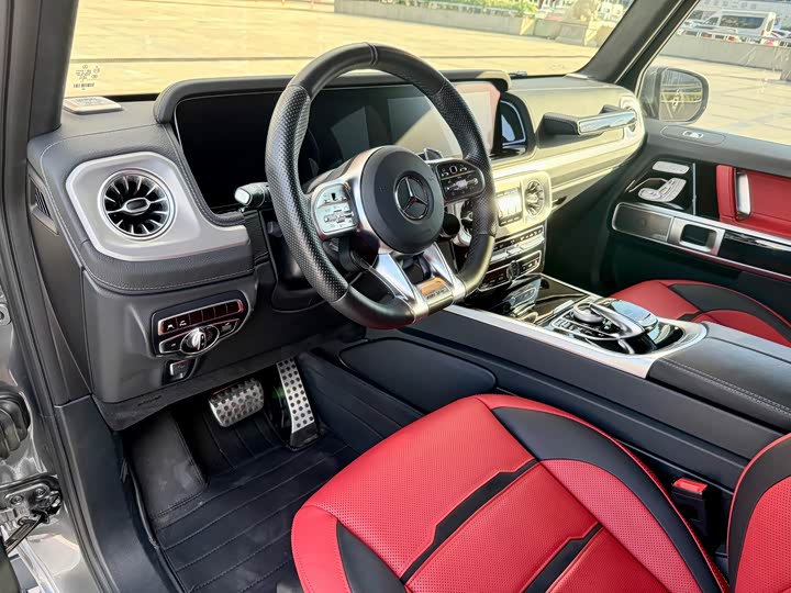 Фото 15 - Mercedes-Benz G-Class AMG