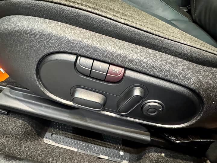 Фото 11 - Mini Countryman JCW