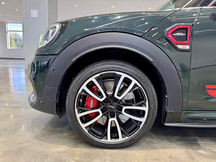 Фото 17 - Mini Countryman JCW