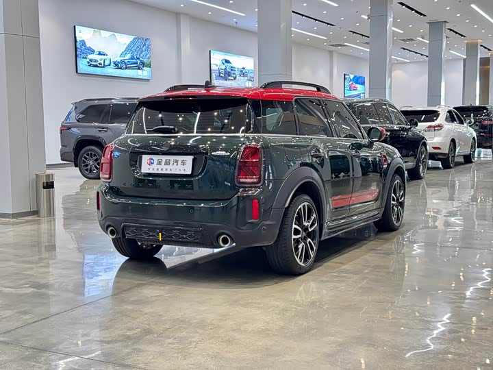 Фото 4 - Mini Countryman JCW