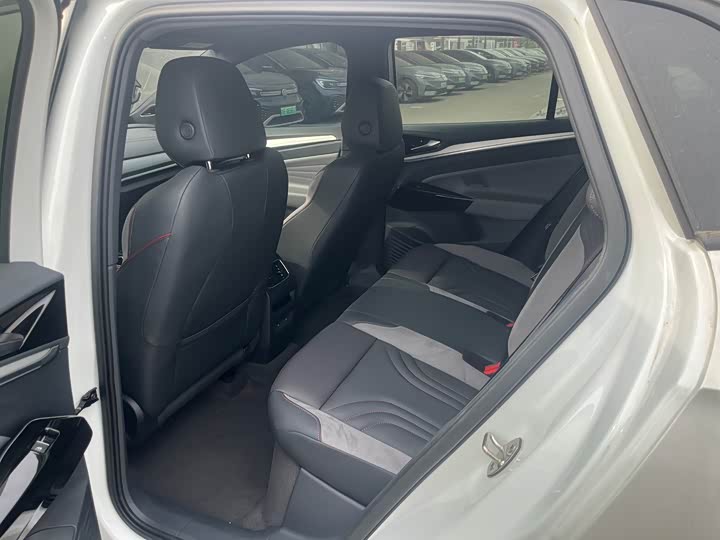 Фото 7 - Volkswagen ID.4 Crozz