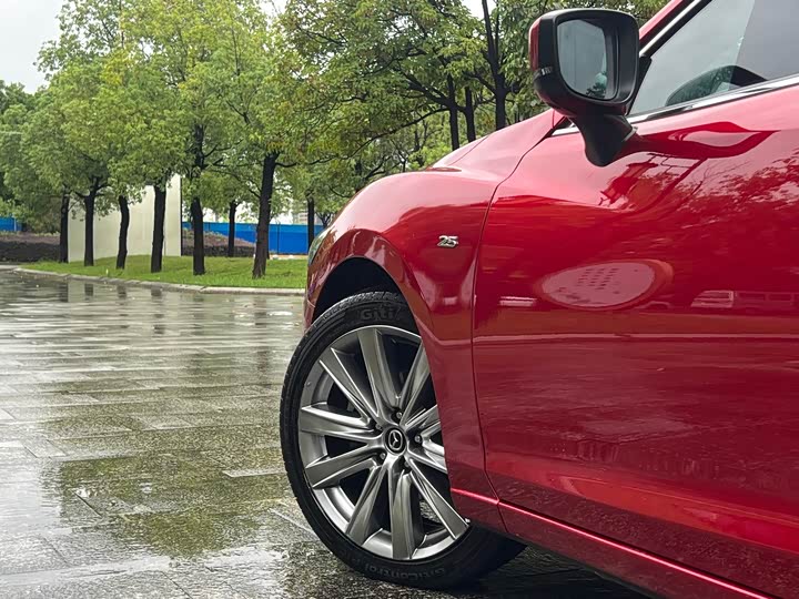 Фото 11 - Mazda Atenza