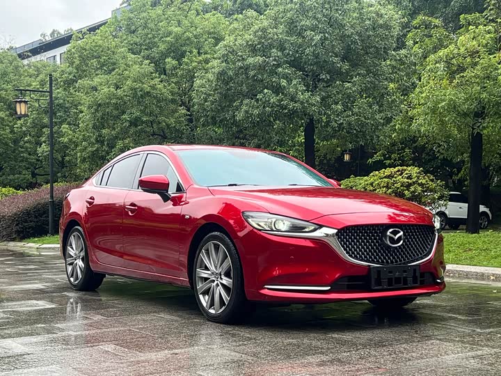 Фото 4 - Mazda Atenza