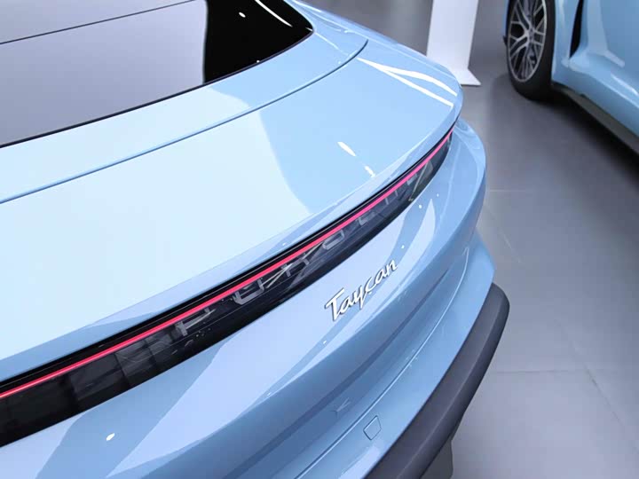 Фото 5 - Porsche Taycan