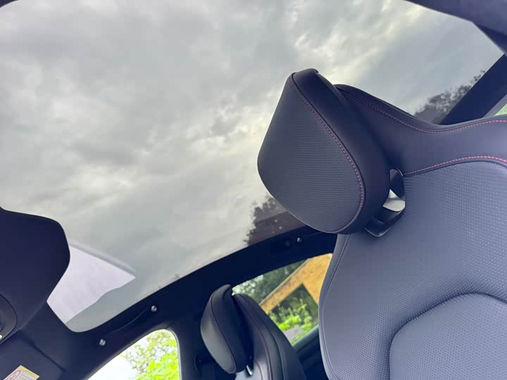 Фото 15 - Xiaomi SU7