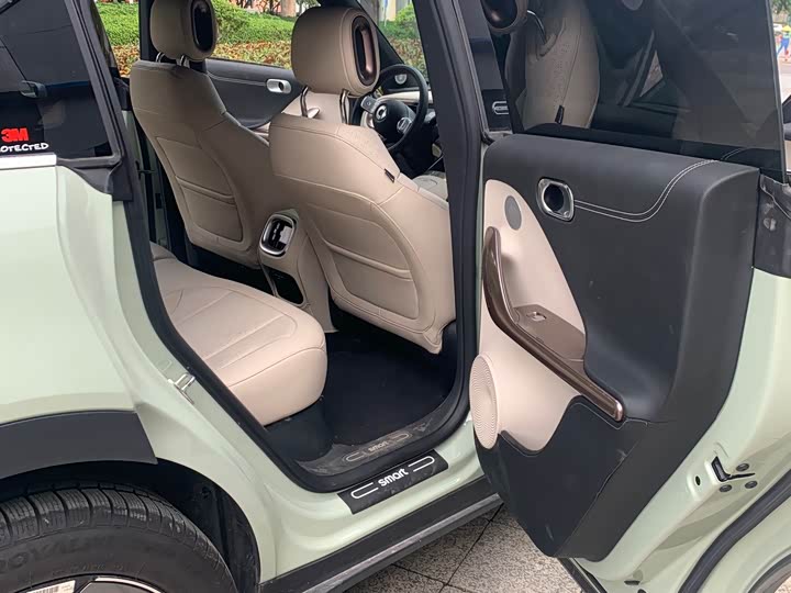 Фото 9 - Smart #1