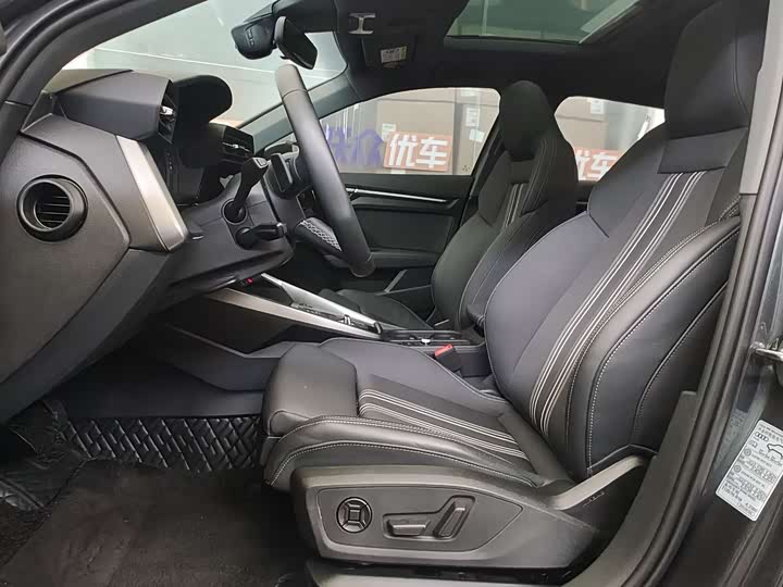 Фото 16 - Audi A3