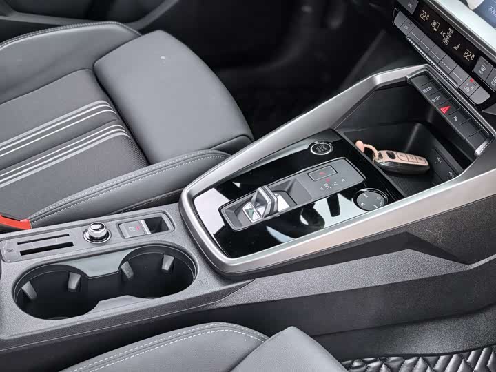 Фото 8 - Audi A3