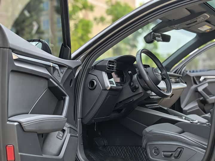 Фото 9 - Audi A3