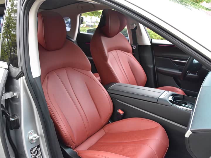 Фото 15 - XPeng P7