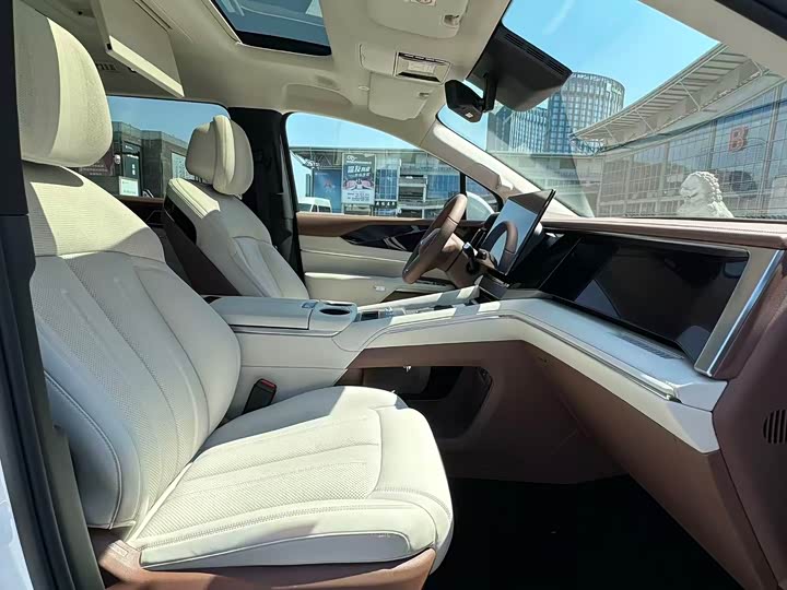 Фото 10 - BYD Xia