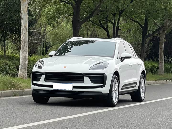 Фото 1 - Porsche Macan