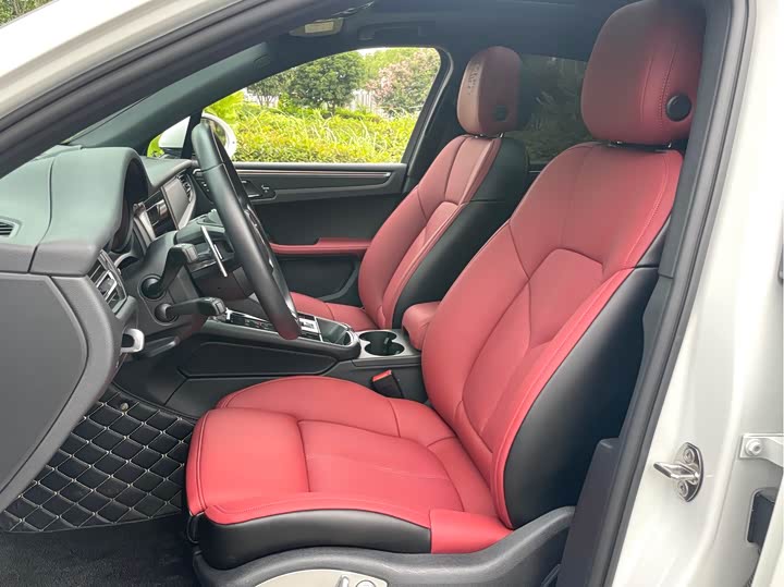 Фото 8 - Porsche Macan