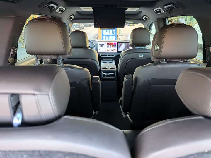 Фото 10 - LiXiang L9