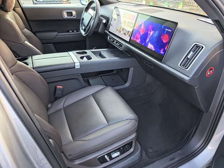 Фото 7 - LiXiang L9