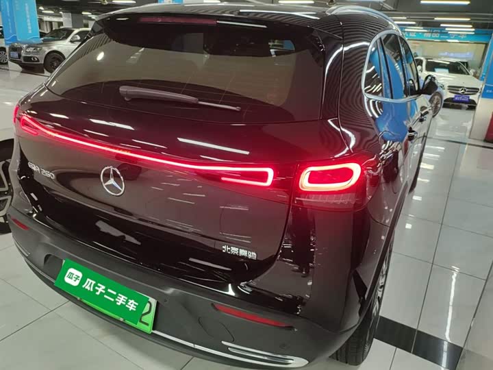 Фото 7 - Mercedes-Benz EQA