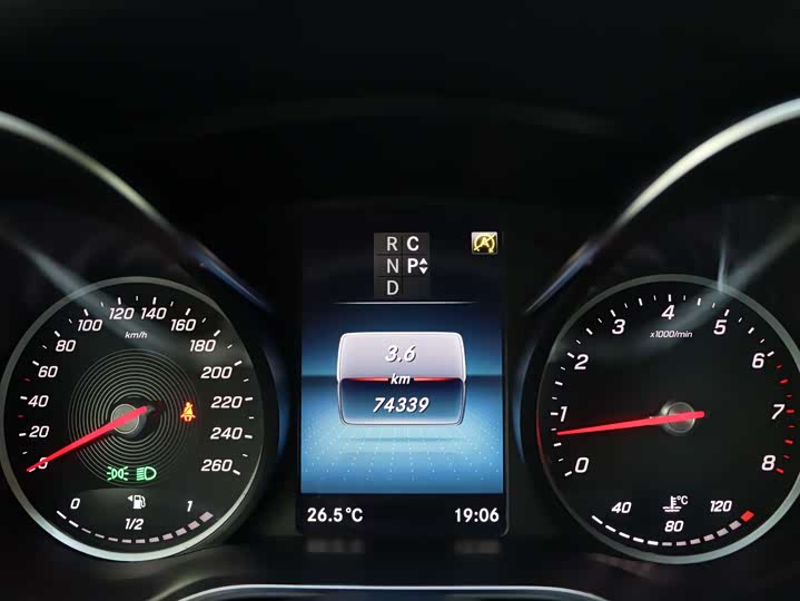 Фото 9 - Mercedes-Benz V-Class