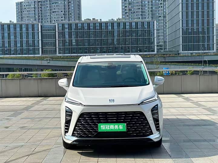 Фото 2 - Buick GL8 Hybrid