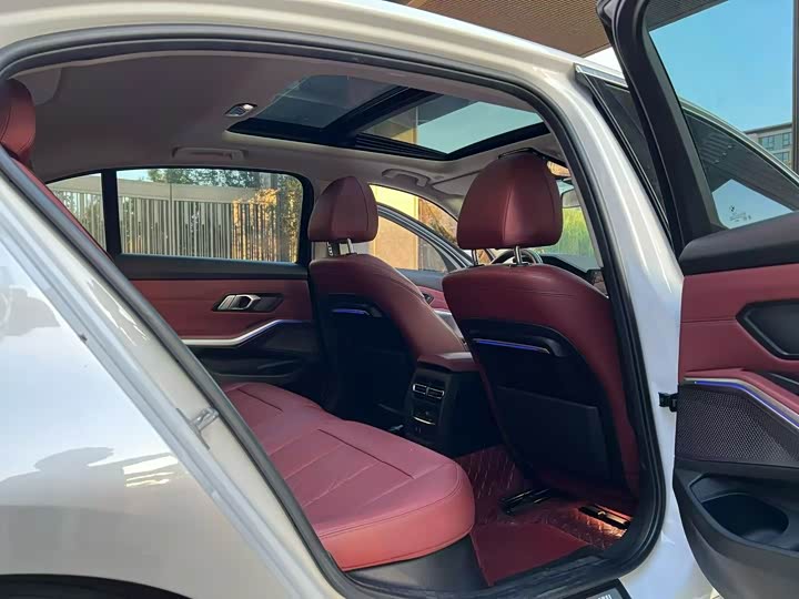 Фото 6 - BMW 3 Series