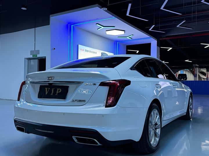 Фото 15 - Cadillac CT5