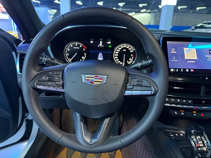 Фото 7 - Cadillac CT5