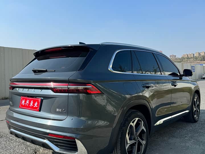 Фото 4 - Geely Monjaro