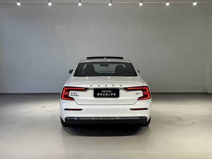 Фото 5 - Volvo S60