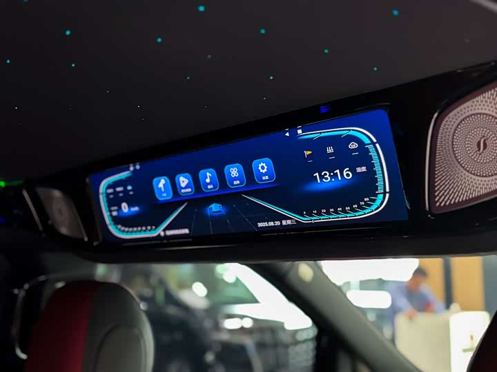 Фото 12 - Mercedes-Benz Vito