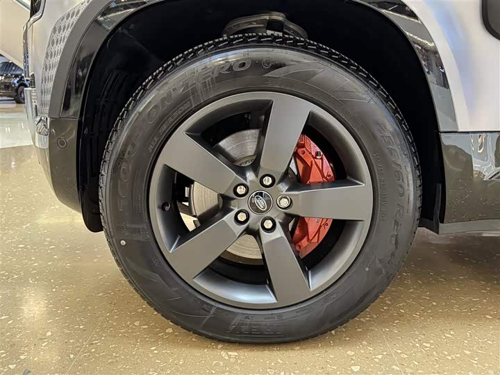 Фото 11 - Land Rover Defender