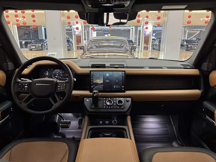 Фото 17 - Land Rover Defender