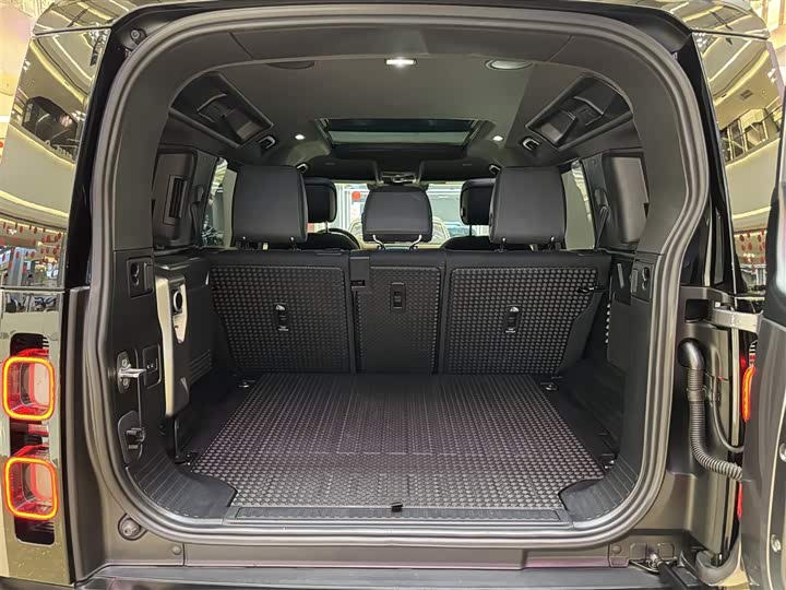 Фото 29 - Land Rover Defender