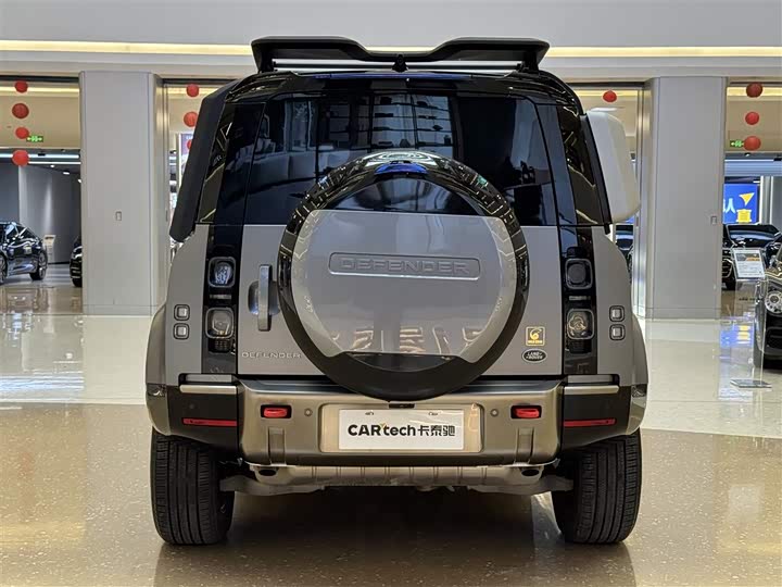 Фото 6 - Land Rover Defender