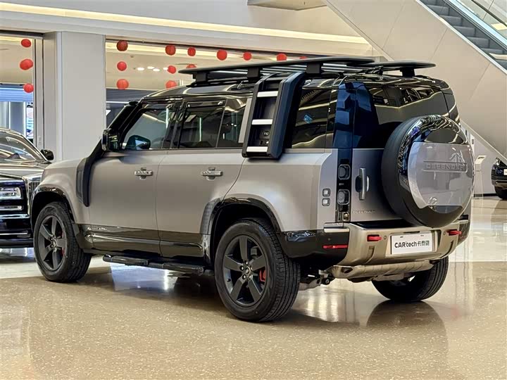 Фото 7 - Land Rover Defender