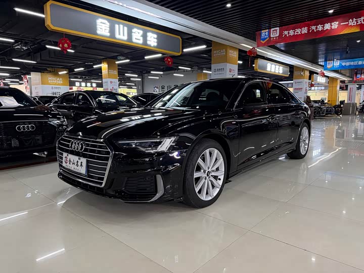 Фото 1 - Audi A6L