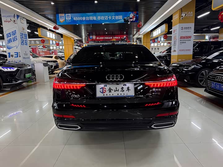 Фото 13 - Audi A6L