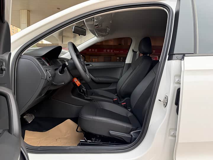 Фото 16 - Volkswagen Santana