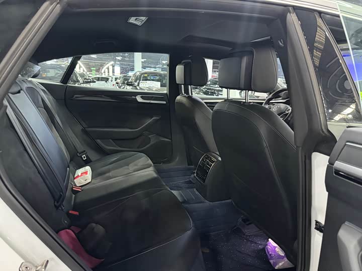 Фото 14 - Volkswagen CC