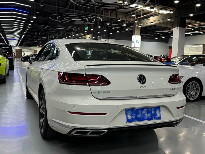 Фото 24 - Volkswagen CC