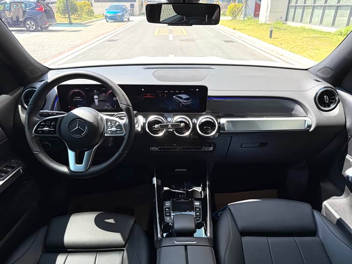 Фото 5 - Mercedes-Benz GLB-Class