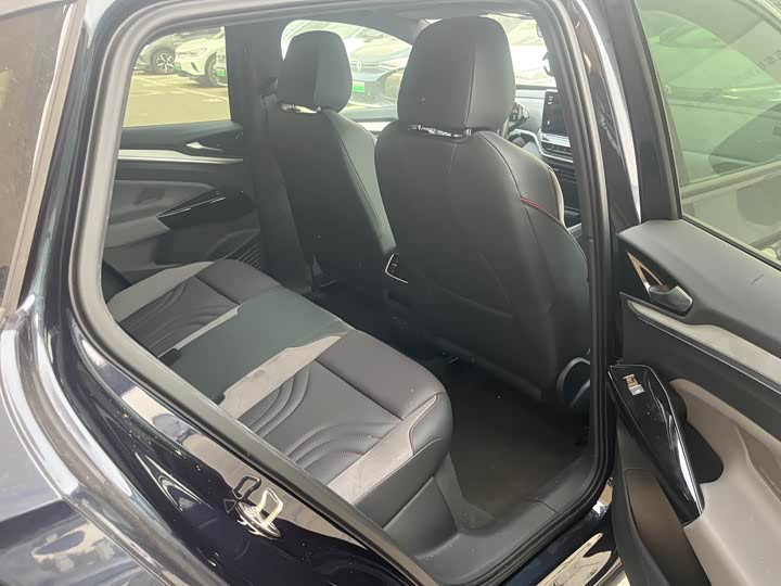 Фото 11 - Volkswagen ID.4 Crozz